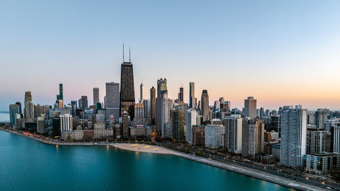 The Chicago lakefront skyline at dusk